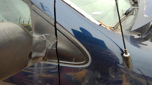 98-03 Toyota Sienna Passenger Right Upper Moulding From Fender Oem Trim Strip — photo 2
