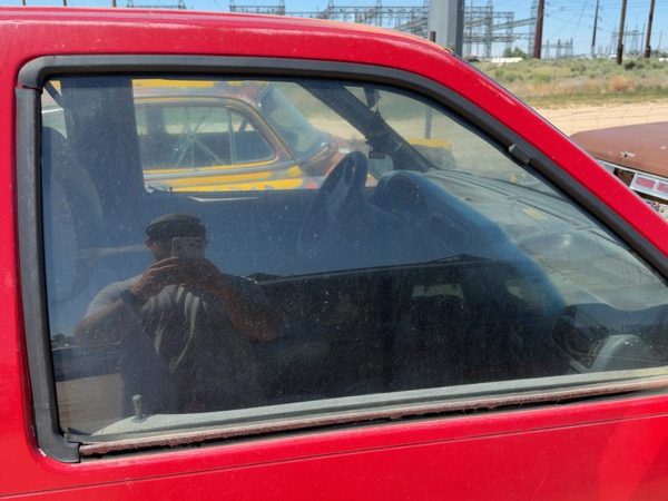 1994 Nissan Pathfinder Passenger Right Front Side Window Door Glass 8030024G00 — photo 3