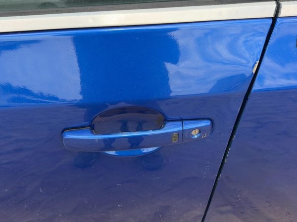 07-12 Sentra Driver Left Front Outside Door Handle Conventional Ignition Blue B1 — photo 1