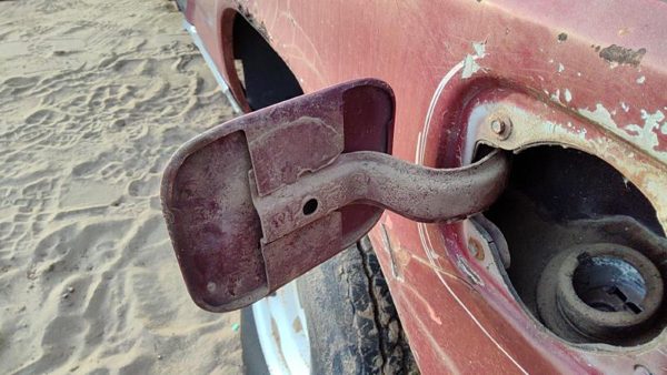 1975-1979 Ford F150 Fuel Tank Door With Hinge Gas Lid Oem Filler Maroon — photo 5