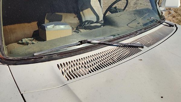 1981-1993 Dodge D350 Windshield Wiper Cowl Vent Trim Panel Oem Cover — photo 1