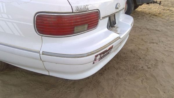 1991-1996 Chevy Caprice Rear Bumper Cover Assembly Oem Back White — photo 9