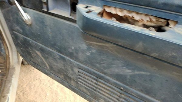 91 Chevy Silverado 1500 Passenger Right Front Door Trim Panel Manual Window Blue — photo 6