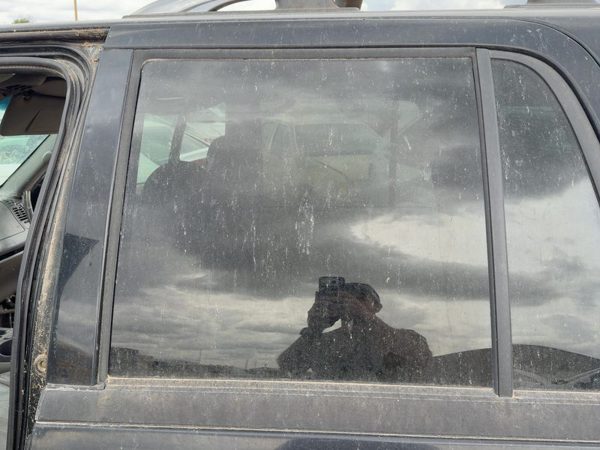 1997-2002 Ford Expedition Driver Left Rear Side Window Door Glass Oem Back — photo 2
