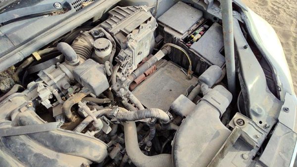07-12 Sentra Complete Air Intake Cleaner Filter Box Housing With Tube 2.0L — photo 1