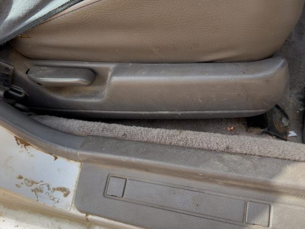 1990-1994 Subaru Legacy Passenger Right Side Seat Trim Panel Oem Gray — photo 3