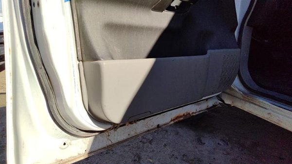 2004 Nissan Titan Driver Left Front Door Trim Panel With Master Switch Graphite — photo 8