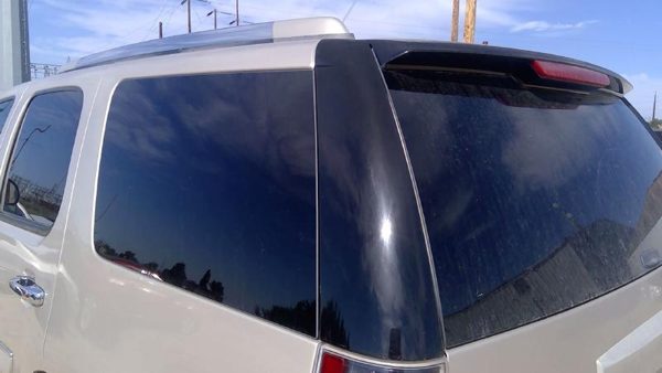 2007 Yukon Denali Driver Left Rear Moulding On Quarter Panel Oem 15791313 — photo 4