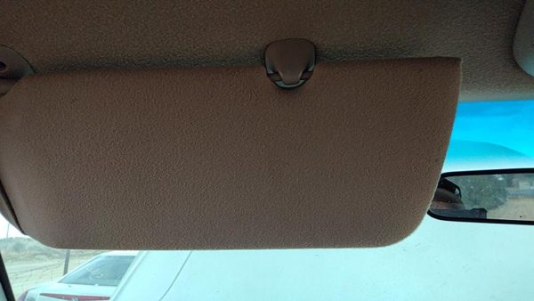 2000-2001 Chevy Silverado 2500 Driver Left Sun Visor Oem Tan 52D 15069545 — photo 4