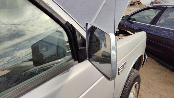 1989 Chevrolet S10 Door Mirror RH Chevy Pickup Passenger Right Side Mounted OEM — photo 5