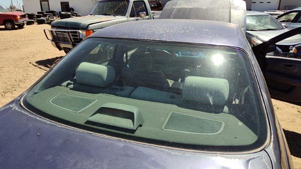 1997-2001 Toyota Camry Back Glass Rear Window Oem 64811Aa08083 — photo 2