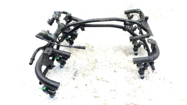 2001-2007 Sierra 2500 Hd Complete Fuel Rail With Injectors Set Loaded Oem 8.1L — photo 6