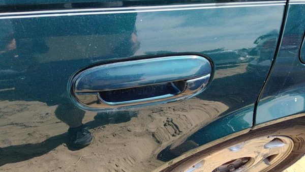 1998-2004 Cadillac Seville Driver Left Rear Outside Door Handle Oem Back Green — photo 1