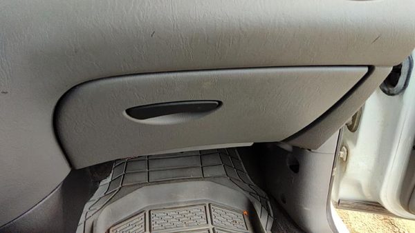 2000-04 Focus Station Wagon Glove Box Assembly Complete Door With Latch Gray Ea — photo 3