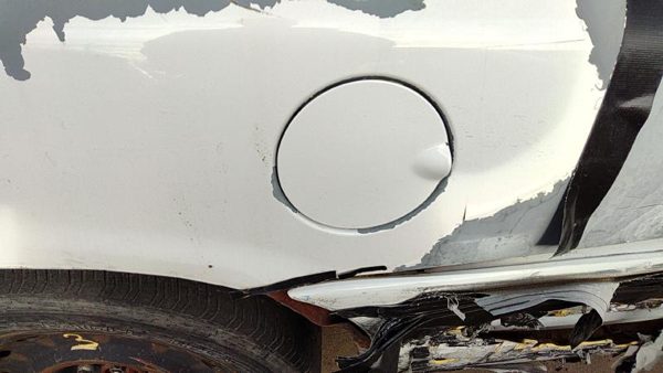 1998-2011 Ford Crown Vic Fuel Tank Door With Hinge Gas Lid Oem Filler White — photo 1