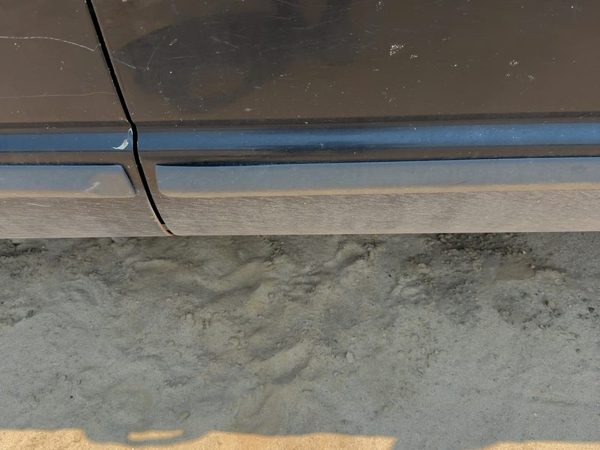2002-2007 Dodge Ram 1500 Passenger Right Front Moulding From Door Oem 5Hc48Gw7Ab — photo 2