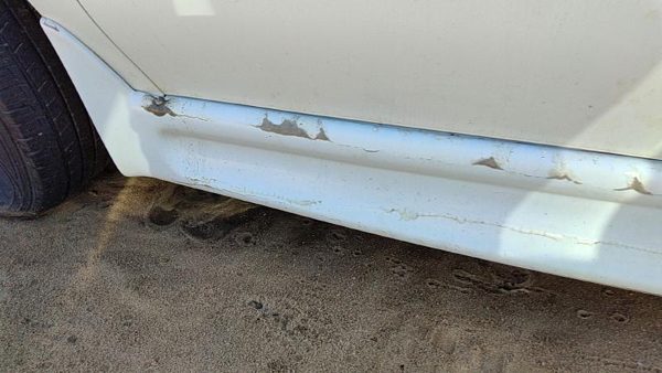 05-08 Uplander Driver Left Lower Rocker Panel Moulding Side Skirt Oem White 50U — photo 4