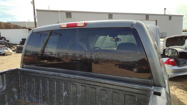 1999-2006 Gmc Sierra 2500 Back Glass Rear Window Oem 15198870 — photo 3