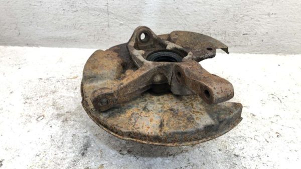 1997 Suzuki Sidekick Driver Left Front Spindle Steering Knuckle Wheel Hub 1.8L — photo 9