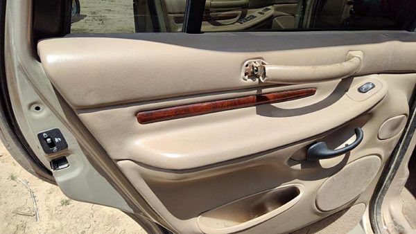 1998 Navigator Driver Left Rear Inside Door Trim Panel With Switches Back Tan Kx — photo 3