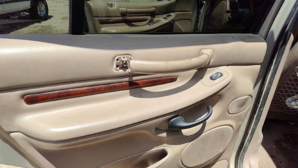 1998 Navigator Driver Left Rear Inside Door Trim Panel With Switches Back Tan Kx — photo 4