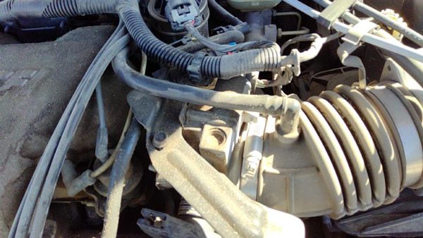 2000-2005 Pontiac Grand Am Throttle Body Valve Oem With Sensors 3.4L 12595271 — photo 2
