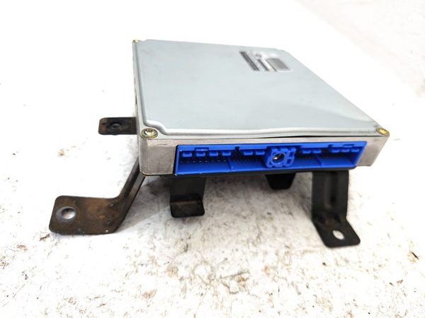 1994 Nissan Pathfinder Electronic Control Module Computer Ecm Ecu 3.0L At 4X4 — photo 3