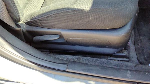 2006-2008 Pontiac Grand Prix Passenger Right Side Seat Trim Panel Oem Ebony 19B — photo 2