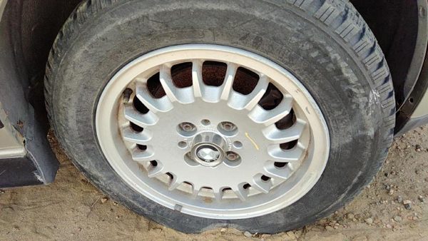 1987-1991 Bmw 325I 14" Aluminum Wheel Oem Factory Rim Silver 14X6 #1 1125688 — photo 5