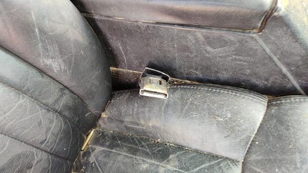 91-94 Chevy S10 Blazer Passenger Right Front Seat Belt Buckle Receiver Oem Black — photo 2