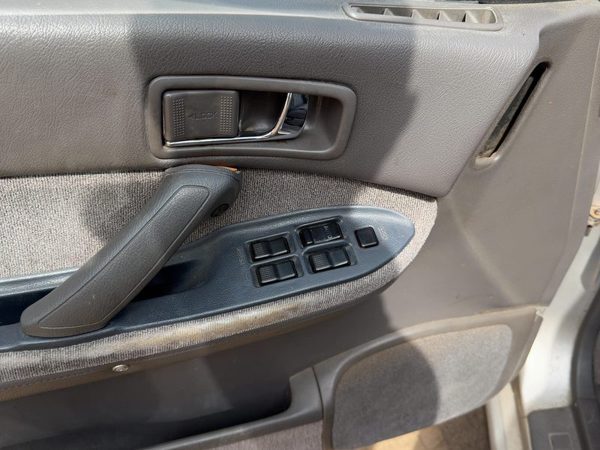 90-94 Subaru Legacy Driver Left Front Door Trim Panel With Master Switch Gray — photo 2