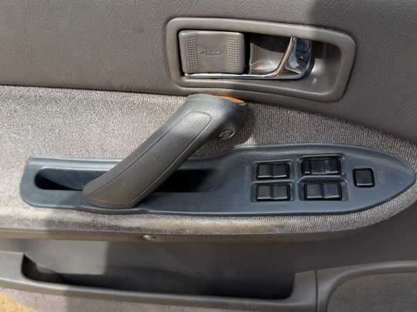 90-94 Subaru Legacy Driver Left Front Door Trim Panel With Master Switch Gray — photo 10