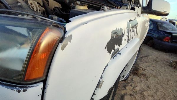 2003-2007 Chevy Suburban Driver Left Front Fender Oem 50U Summit White 88944420 — photo 8
