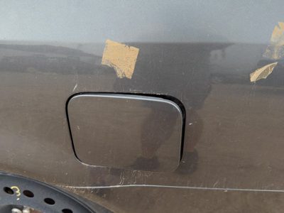 2002-2006 Nissan Altima Fuel Tank Door With Hinge Gas Lid Oem Filler Smoke K11