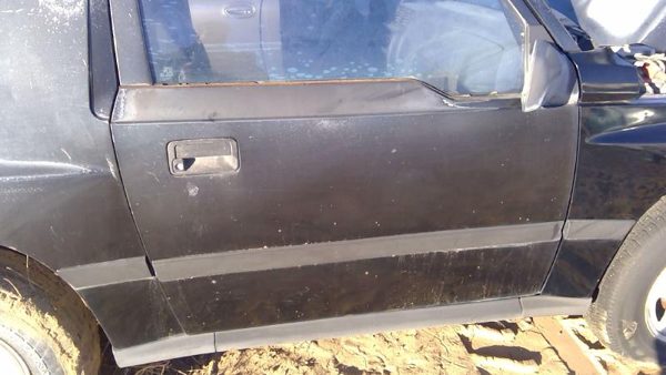 1996 Geo Tracker Front Door RH Black — photo 3