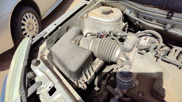 05-09 Equinox Complete Air Intake Cleaner Filter Box Housing With Tube Oem 3.4L — photo 5
