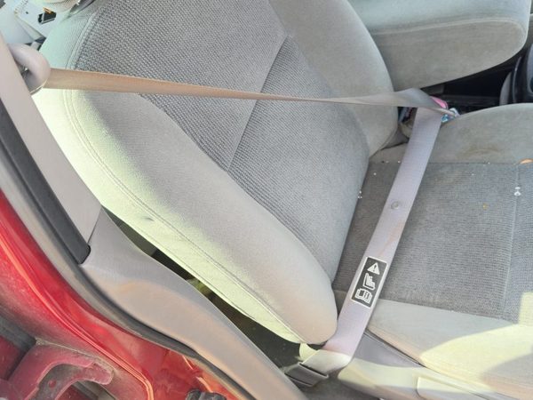 01-03 Ford Taurus Passenger Right Front Seat Belt Retractor Oem Shoulder Gray — photo 2