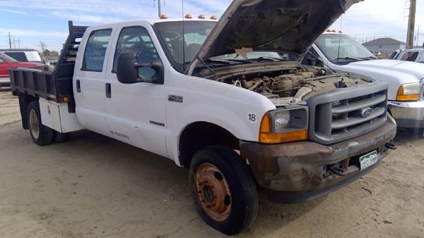 2001 Ford F450 — vehicle photo 1