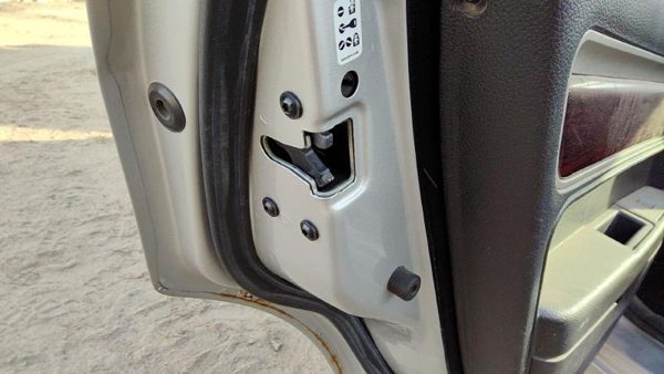 2007-2012 Lincoln Mkz Driver Left Rear Door Latch With Rods/Cables Oem Back — photo 2