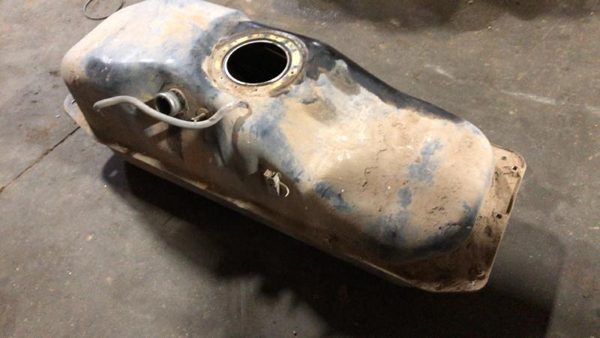 1995-1997 Nissan Hardbody Nissan Hardbody Fuel Tank Oem Gas Tank 15.9 Gallon — photo 3