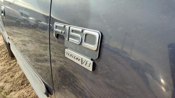 1997-2003 Ford F150 Passenger Right Badgefrom Fender Oem — photo 2