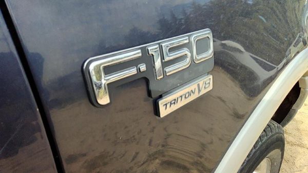 1997-2003 Ford F150 Passenger Right Badgefrom Fender Oem — photo 3