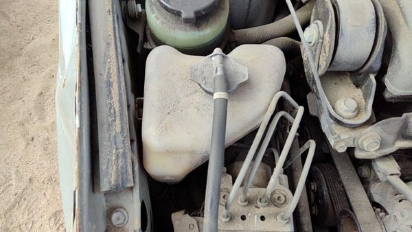 2002-2006 Toyota Camry Coolant Reservoir Radiator Overflow Tank Bottle Oem — photo 1
