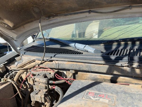 1998 Lincoln Navigator Wiper Arm — photo 1