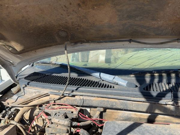 1998 Lincoln Navigator Wiper Arm — photo 4