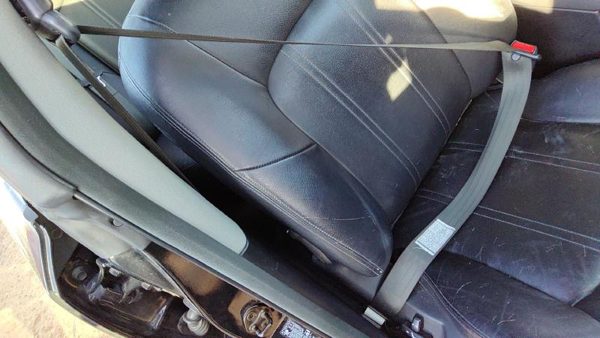 2001-2005 Hyundai Xg350 Passenger Right Front Seat Belt Retractor Shoulder Black — photo 3