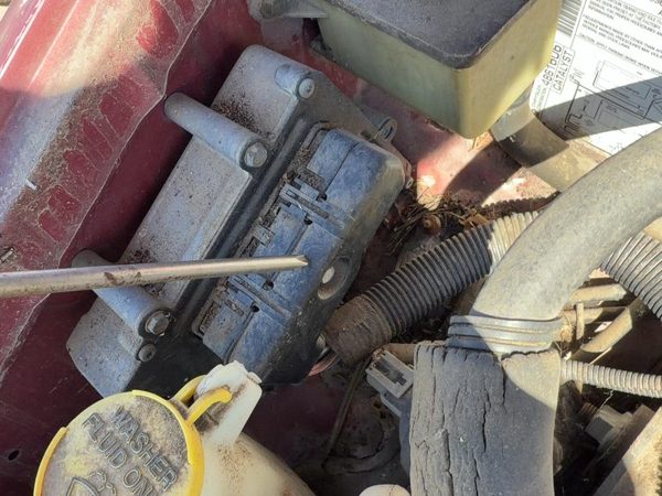 96 Town & Country Wiring Connector With Pigtail For Transmission Control Module — photo 3