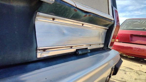 1984-1991 Jeep Grand Wagoneer Rear Tail Gate Trim Finish Panel Oem — photo 8