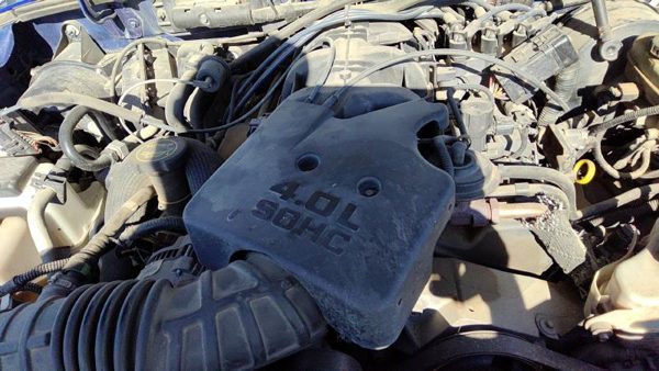 2005 Ford Ranger Engine Cover 4.0L — photo 4