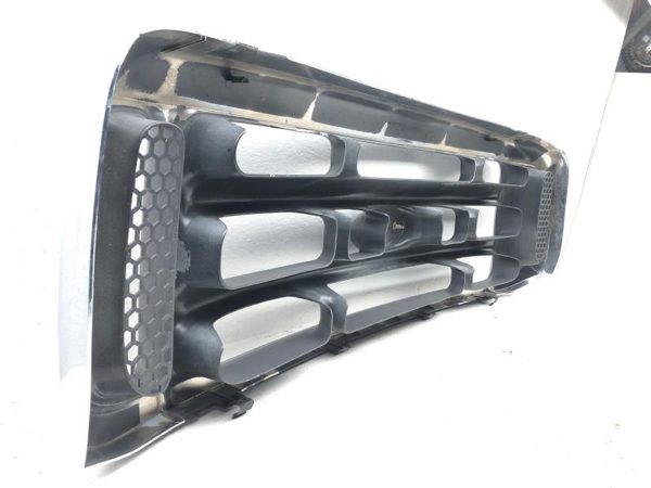 2004 Take Off Grille OEM#1C3Z-8200BAA — photo 7